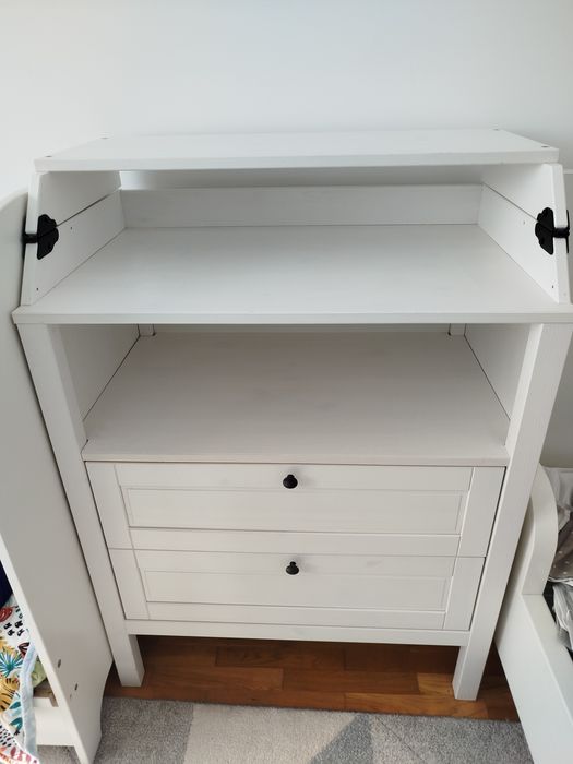 Скрин и маса за повиване Sundvik, IKEA, бял