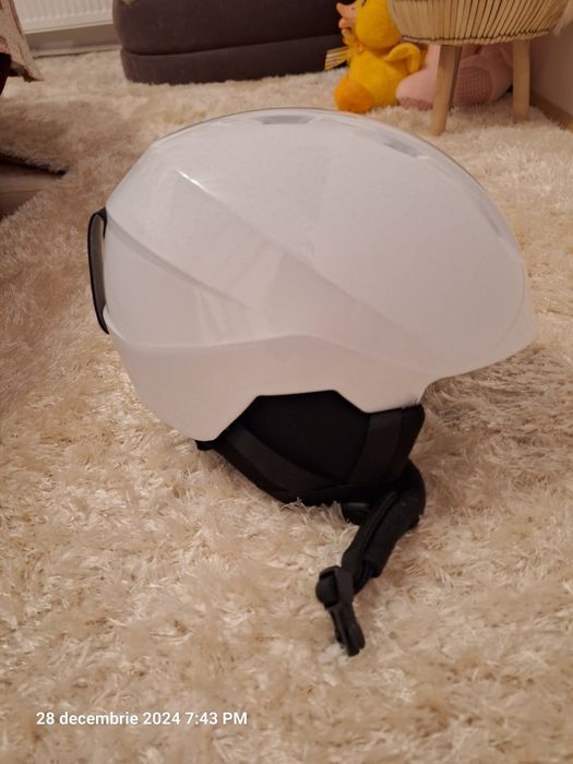 Vand casca alba schi