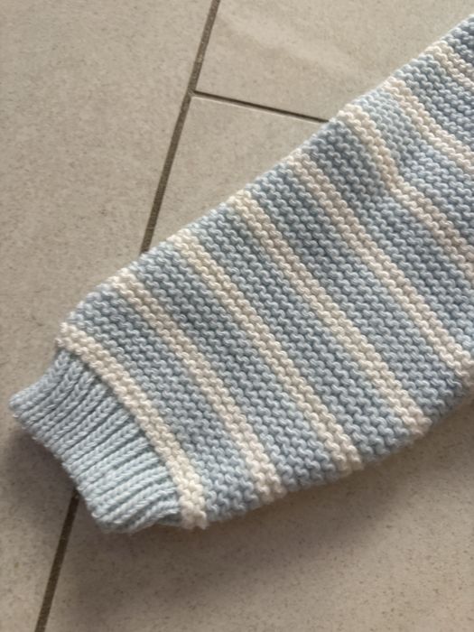 Costum tricotat 6 luni