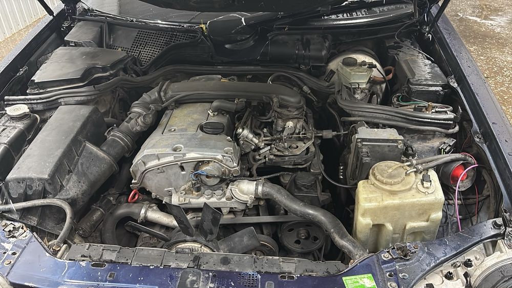 Mercedes W210 e230