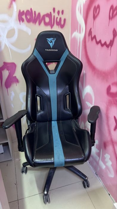 Кресло игровое , стул игровой