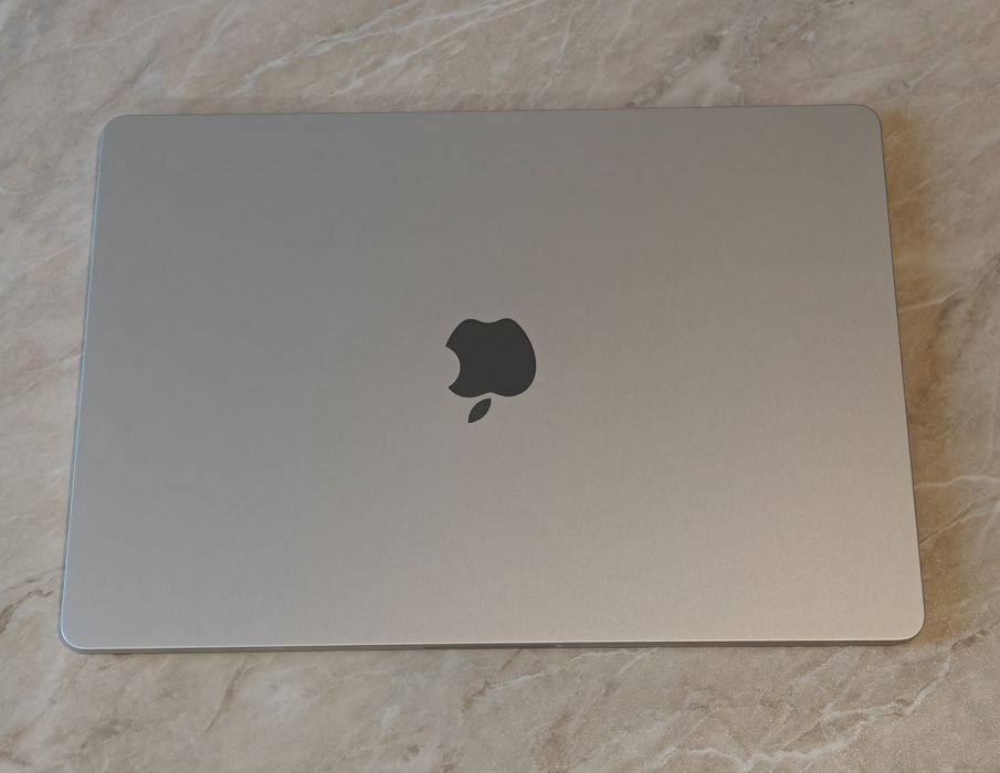 MacBook Air 15 M4 24/1TB 3 цикла