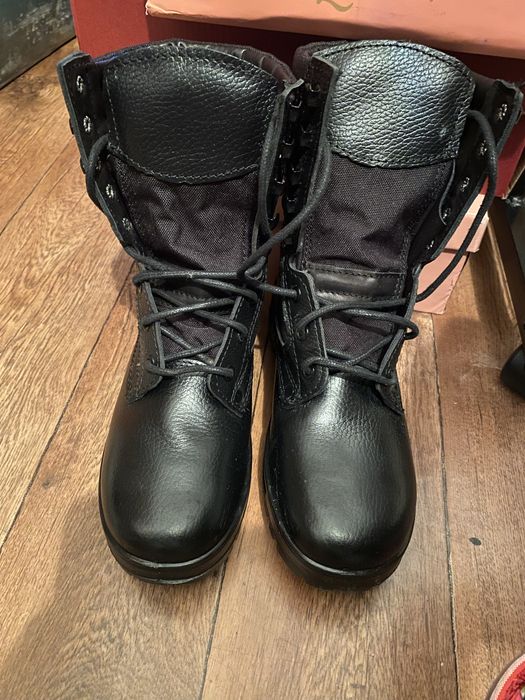 Продам берцы 39 размера