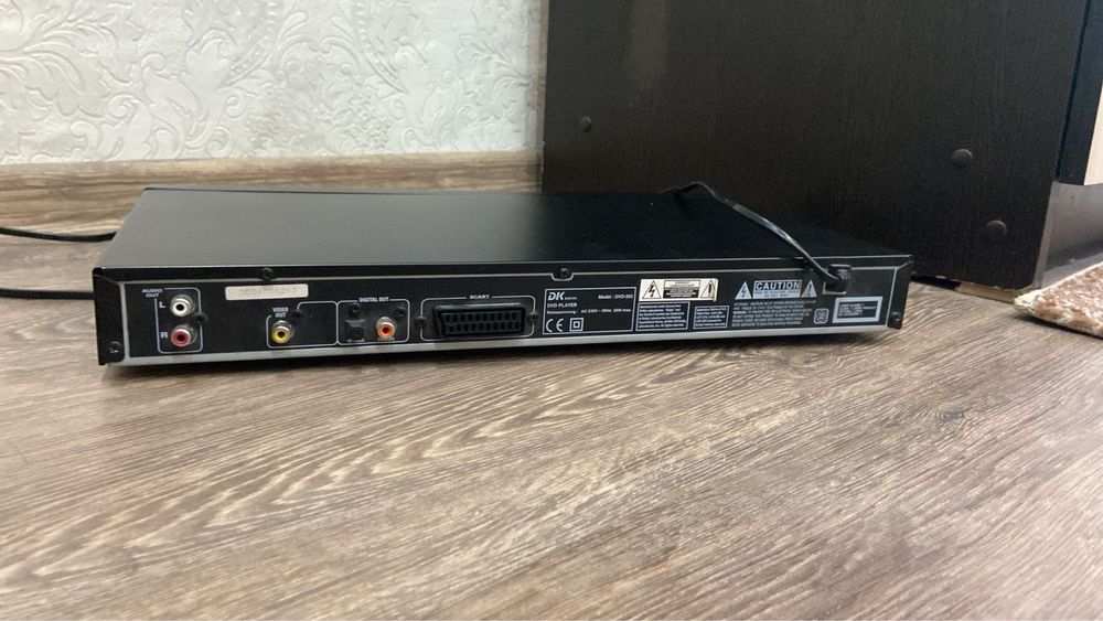 Продам DVD плеер