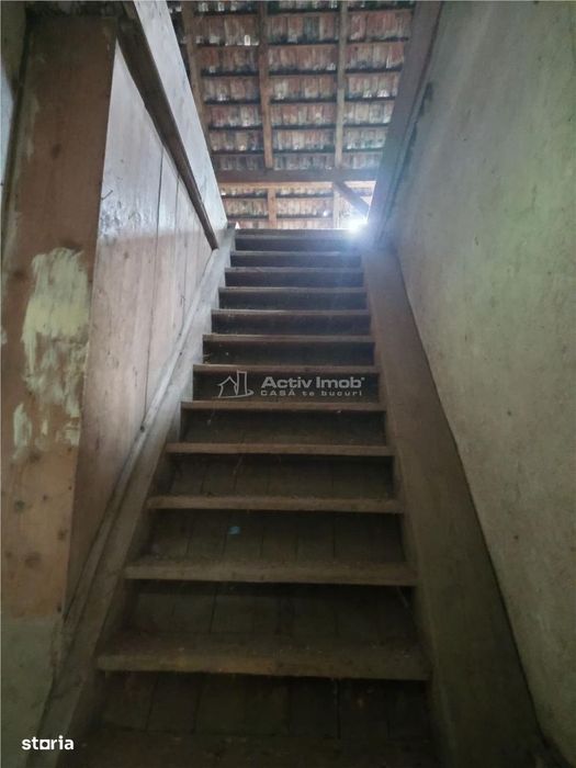 Oravita, Casa cu Spatiu Comercial, Zona Lacul Mic, Pret Negociabil