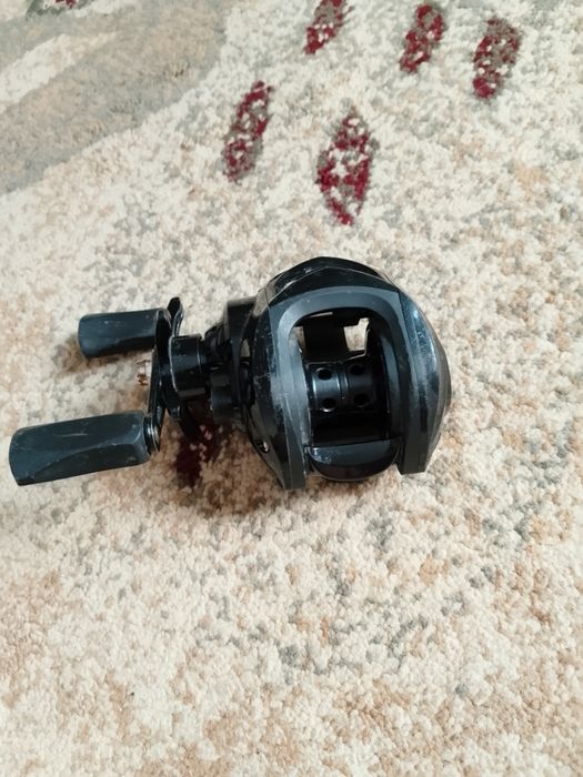 Рыбаловные вещи продам