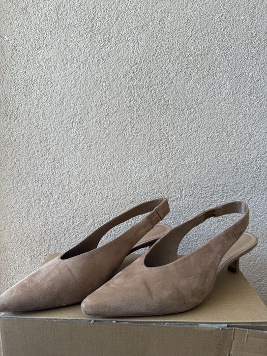 Велурени обувки H&M