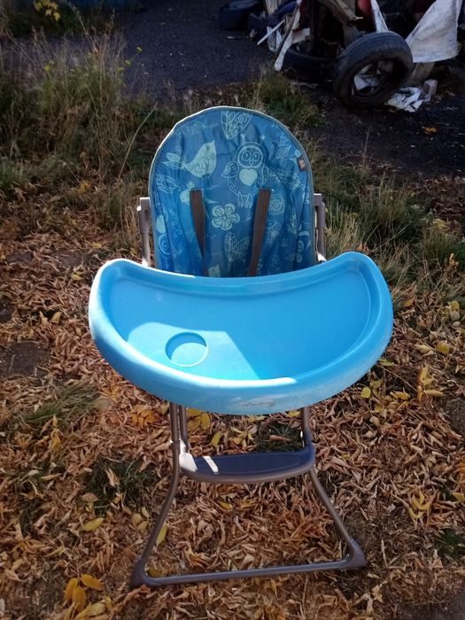 Продам детский стульчик для кормления.