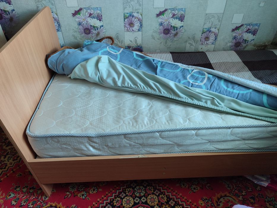 Продам кровать однаспальня