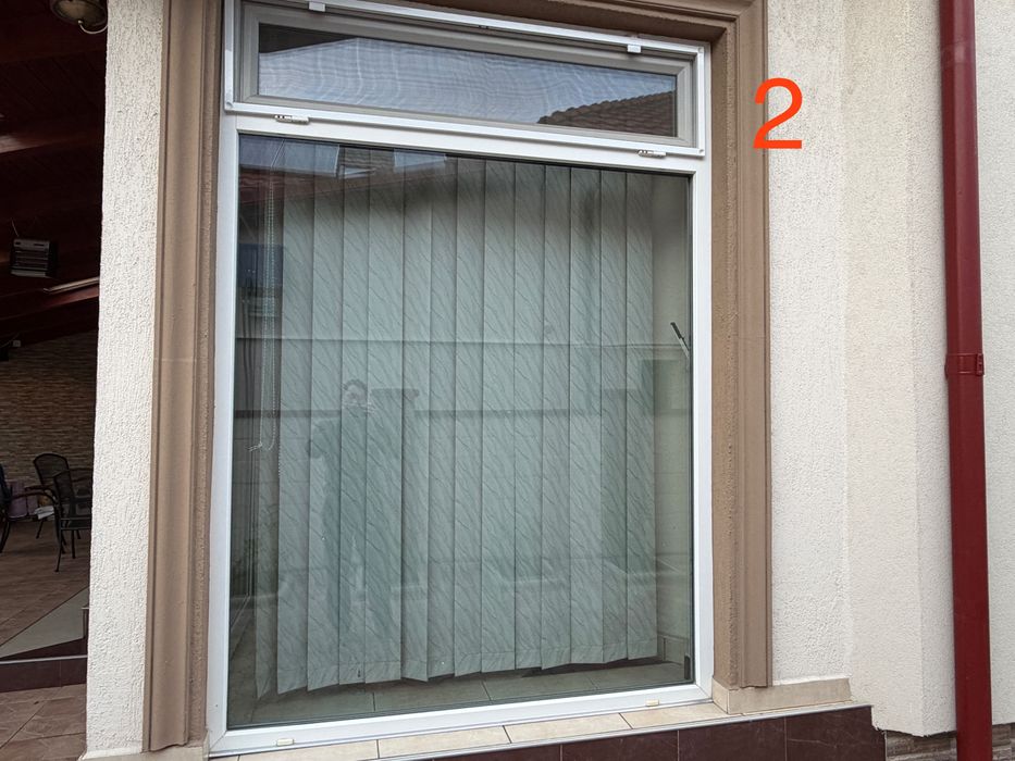 Tamplarie completa (geamuri, usa, usa culisanta) din PVC termopan