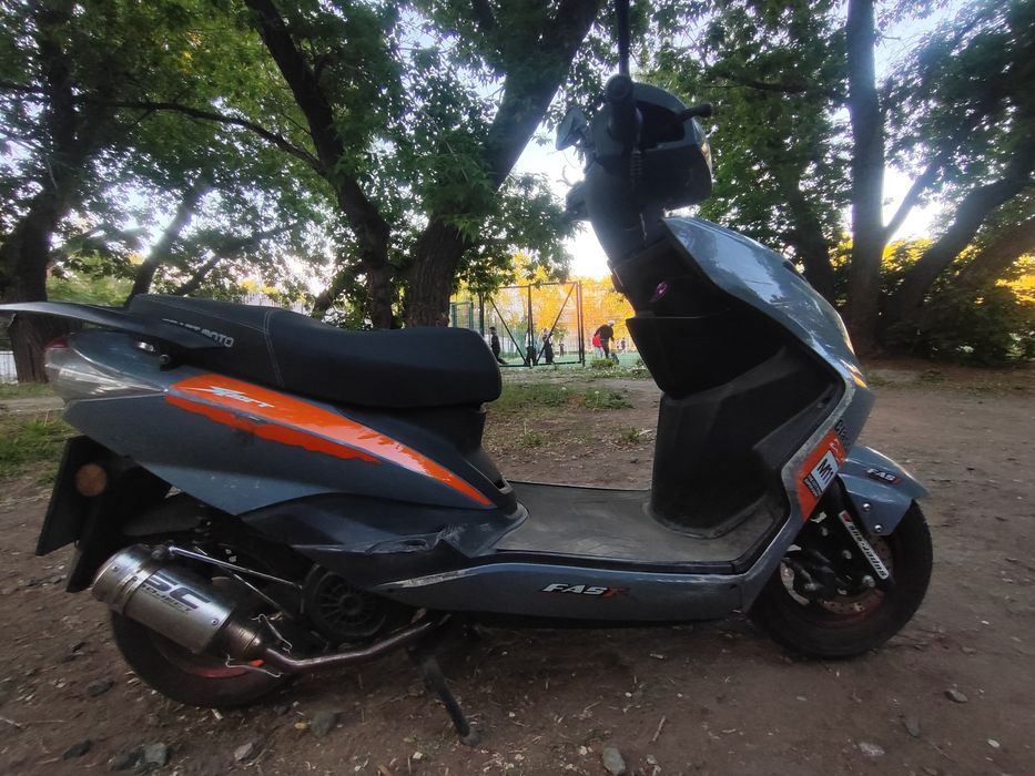 Продам скутер М11