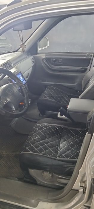 Продам машину Хонду срВ