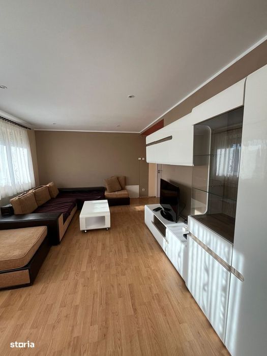 Apartament 2 camere de închiriat