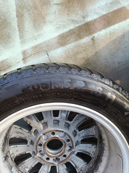 Vând 4 jante de Mercedes 16