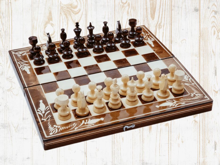 Joc de societate 2 in 1 : table si sah 38 x 38 cm, maro