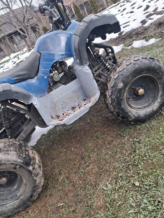 Vând atv 125 cc cu puține defecte 2500 lei sau schimb cu un ultra125