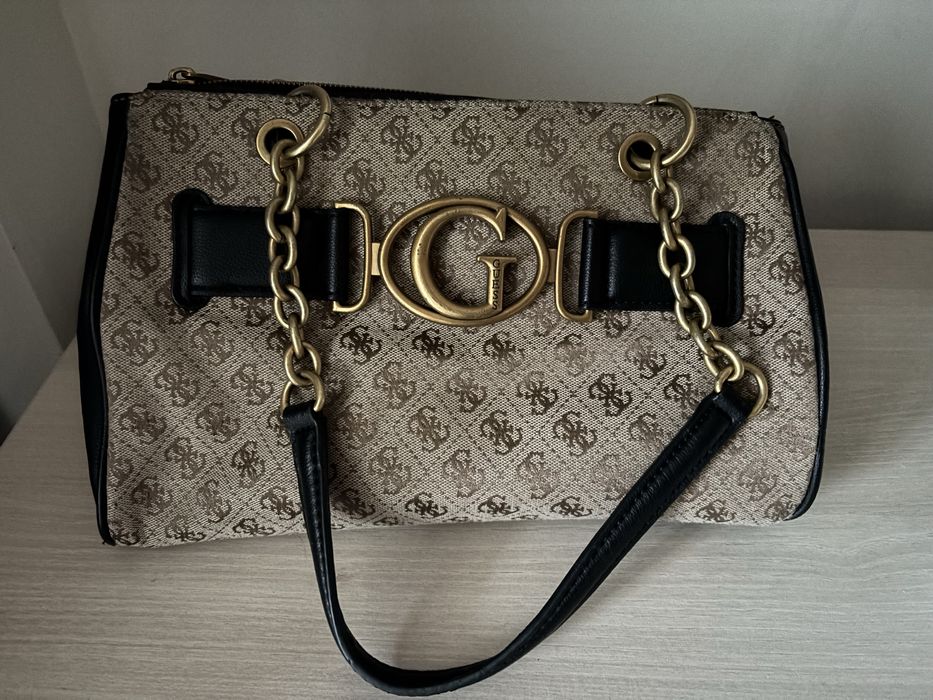 GUESS Дамска чанта