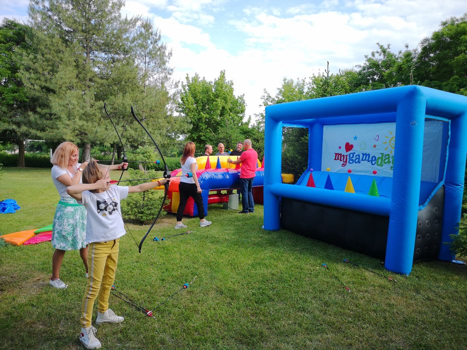Под наем Надуваеми парти атракции - mygameday.bg , батут, атракциони.