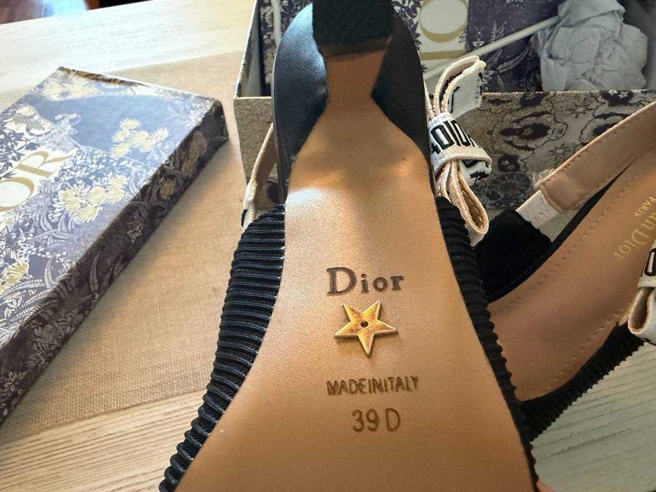 дамски ток dior без забележки