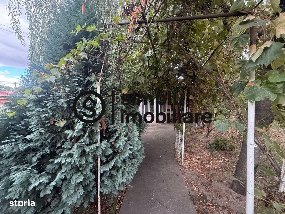 Casă cu teren 624 mp