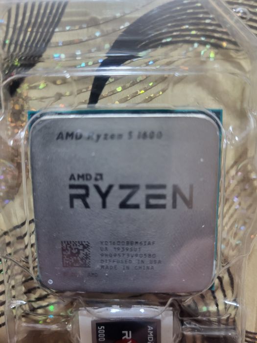 Vând procesor RYZEN  5   1600