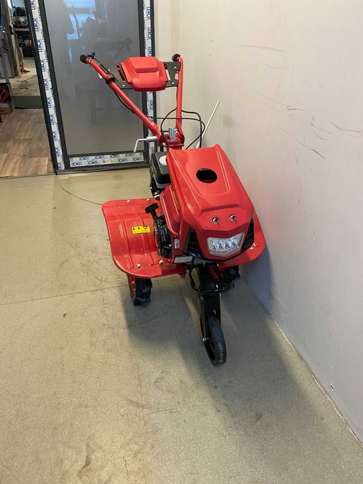 076915	Мотофреза бензинова 5.2kW (7.0hp) 1200mm 2+1 ск. Фар RD-WT15