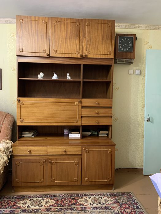 Шкаф в гостинную