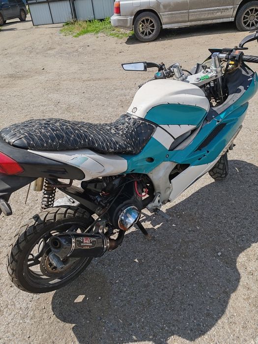 Продам скутер Peda Hornet V2