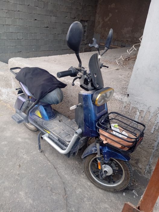 Sukuter sotiladi   oldigon bôlsa kelishimiz