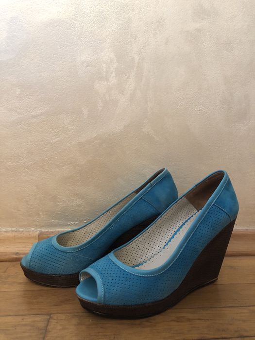 Дамски обувки