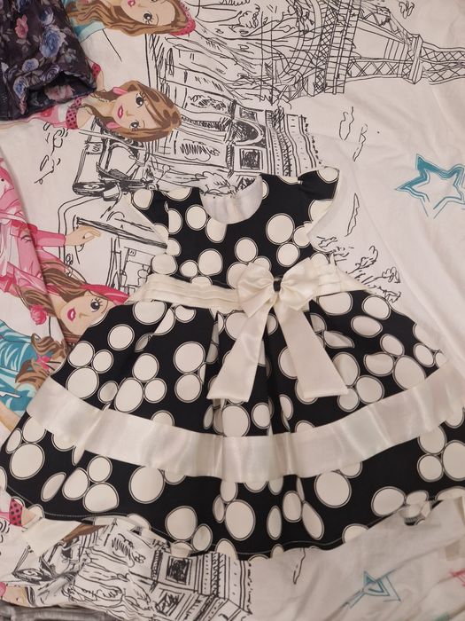 Официална детска рокля размер 86