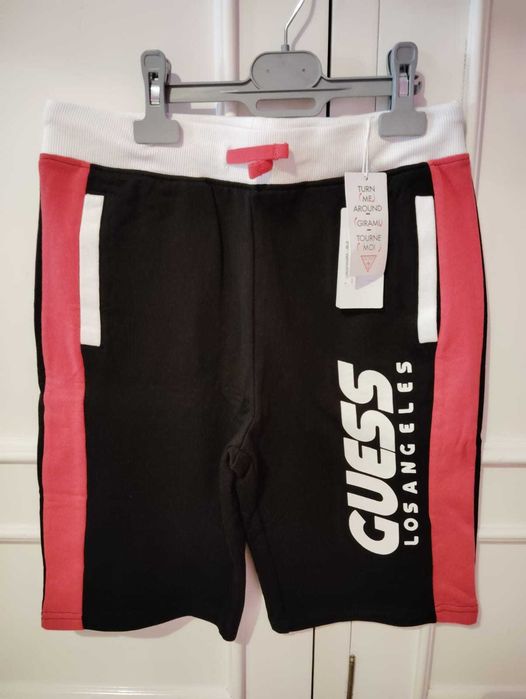 Оригинални летни дрешки на Guess за момче