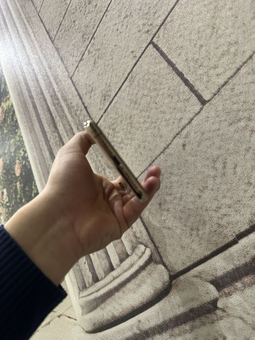 Iphone xs 256 face trutonlari ishlaydi