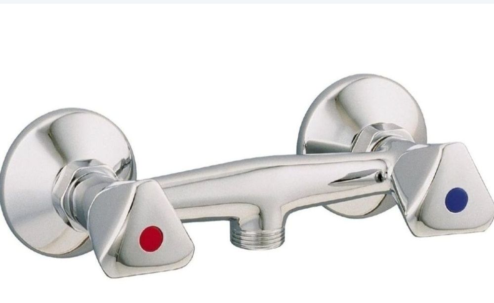 Baterie pentru duș marca Standard cu doi robineți, crom

Detalii produ