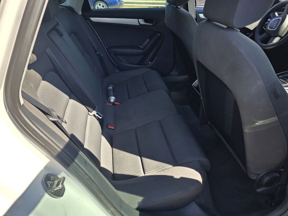 Audi A4 B8 - An 2011 - 2.0 TDI 143Cp Euro 5
