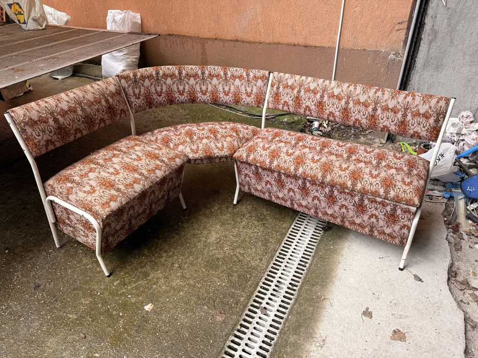 Кухненски ъгъл/ ъглов диван