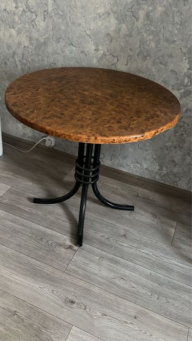 Стол круглый б/у