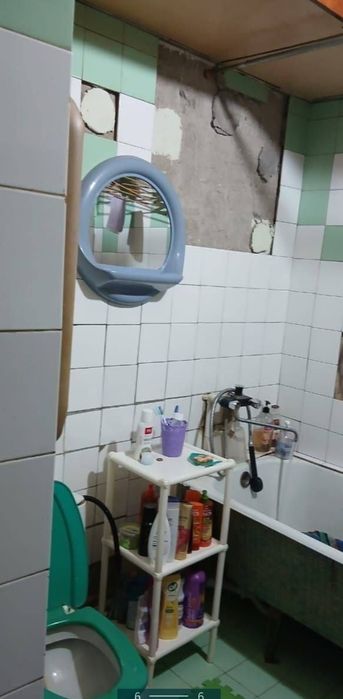 Продается Юнусабад 18 квартал 1 комнатная квартира