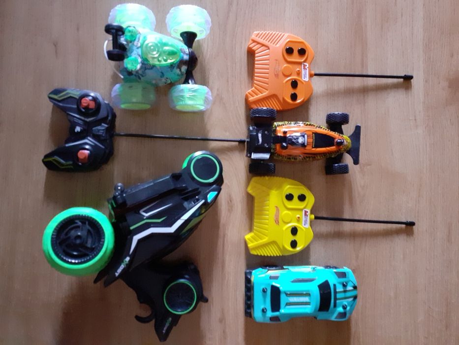 Mașini cu telecomandă Hot Wheels