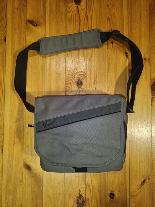 Lowepro Event Messenger 150