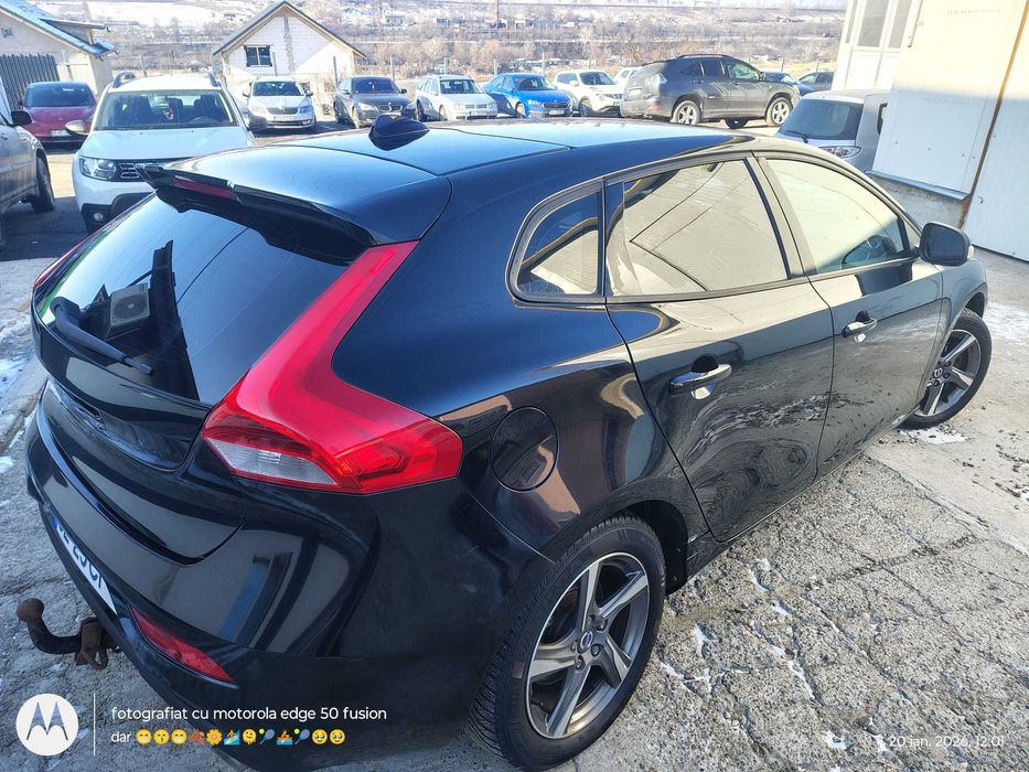 De vanzare Volvo V40,D3 unic propietar in tara.