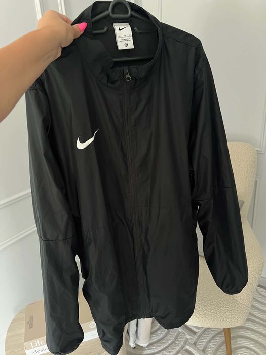 Ветровка на Nike