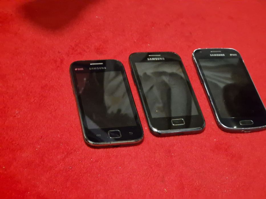 Telefon Samsung cu touchscreen
