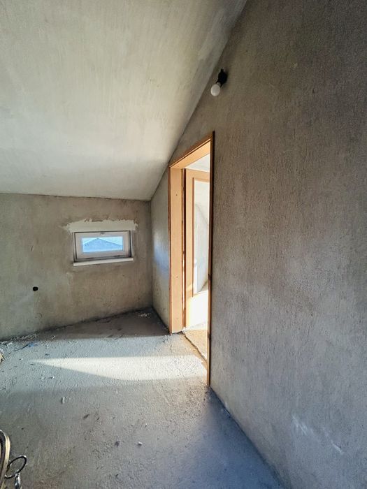 Продава се Тристаен апартамент в Стара Загора, Център - 120 кв.м за 1042 €/кв.м - Снимка #1