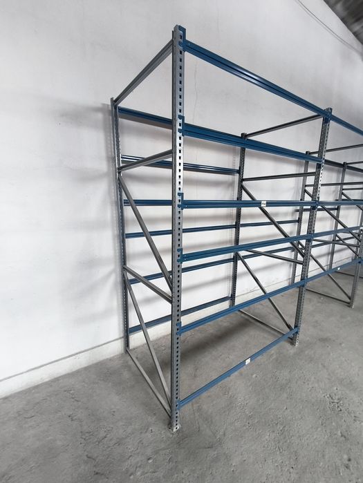 Rafturi metalice, modulare 2,5m, 4 nivele reglabile,  130kg/nivel