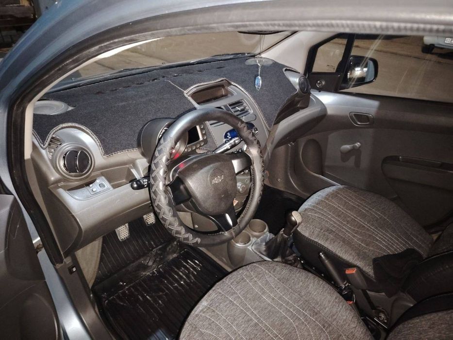 Продаётся идеальный спарк 2016