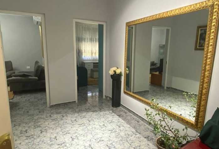 Дава се под наем Тристаен апартамент в Пловдив, Каменица 1 - 74 кв.м за 224.4 € - Снимка #2