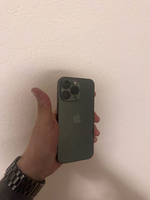 Продам Iphone 13pro