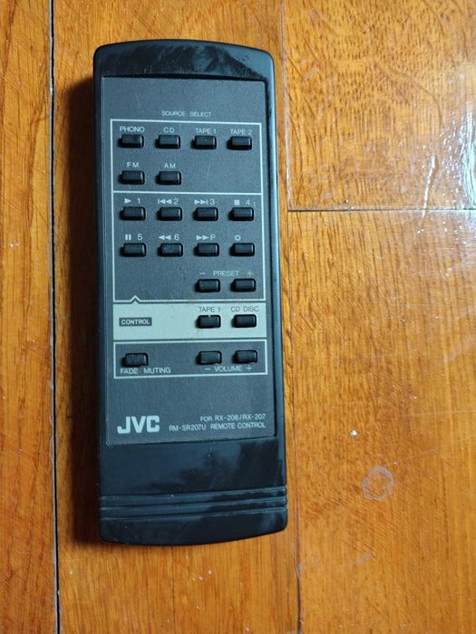 Amplituner 4x20W sau 2X40 W JVC RX206 pe 8 ohmi cu telecomanda