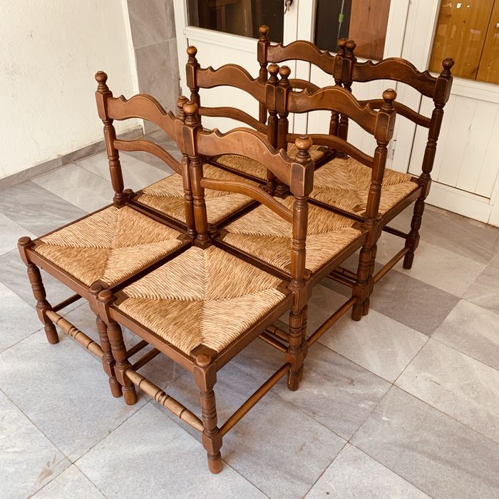 Италиански комплект столове